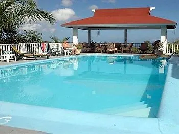 מלון מונטגו ביי Paradise Lacosta Villa